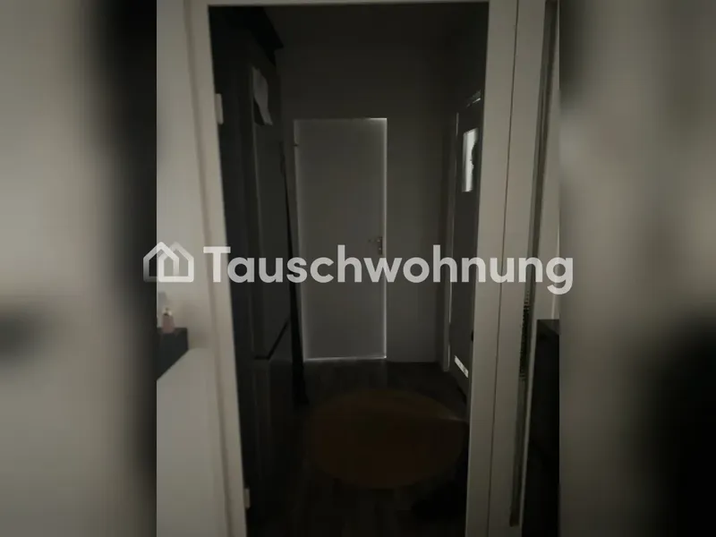 Tauschwohnung: Tausche 2 Zimmer gegen 3 — photo 1